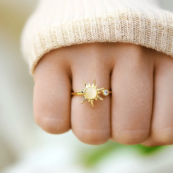 To My Daughter Sun Fidget Ring - Picture 4 of 5
